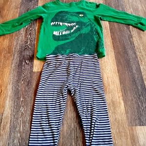 Boy's Size 5t Pajama Set